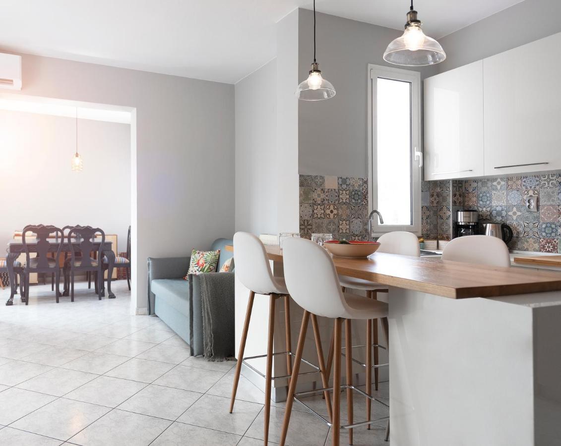 Vanilla Luxurious Apartment Kavala Bagian luar foto